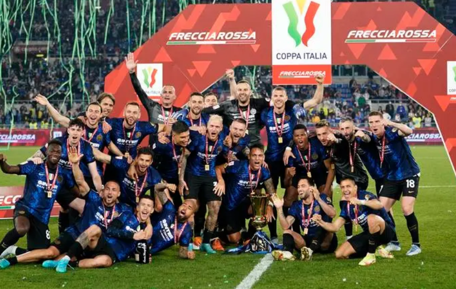 国米获得2022赛季意大利杯冠军